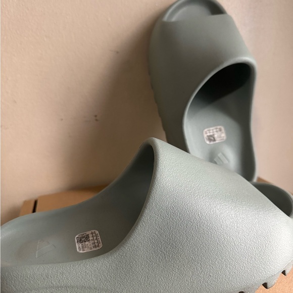 Adidas Slides - Salt - Picture 5 of 8